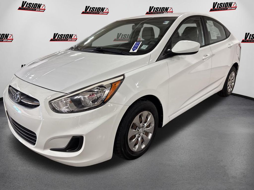 Century White 2016 Hyundai Accent SE Sedan FWD Sedan Front-Wheel Drive 6-Speed Automatic