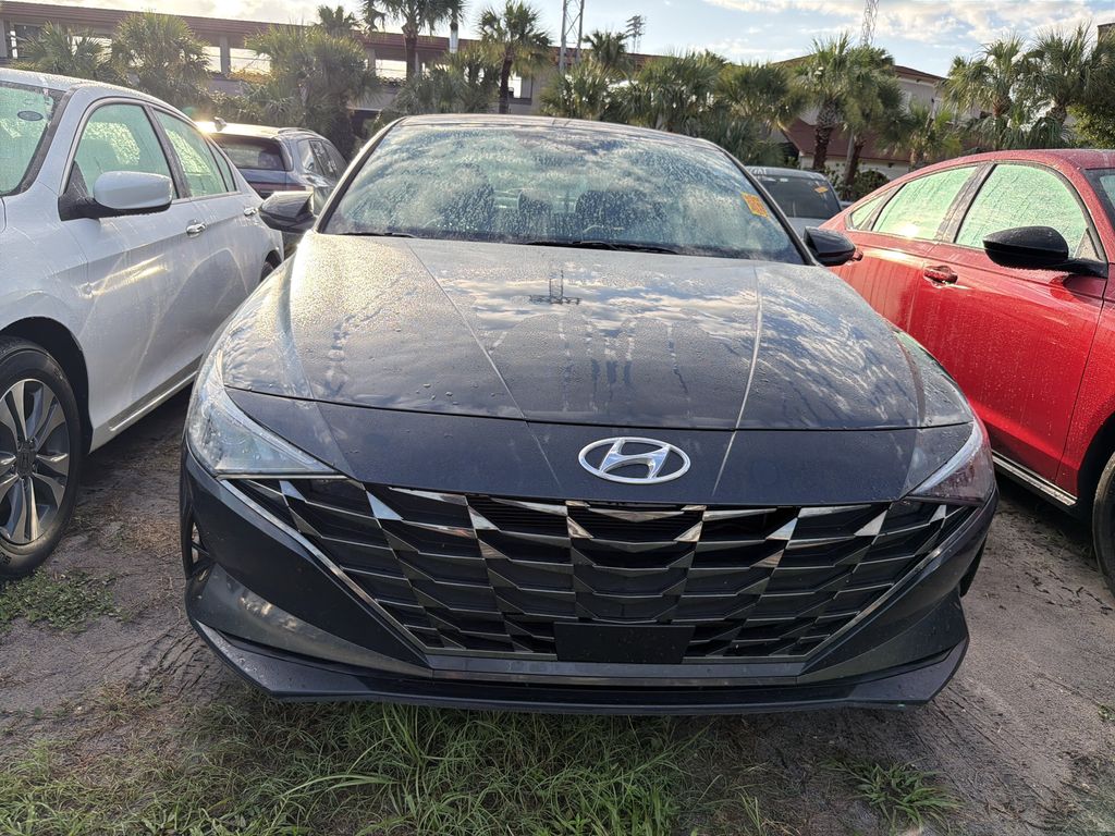 used 2022 Hyundai Elantra car, priced at $16,991