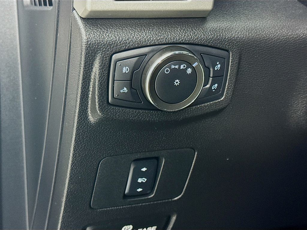 Used Car 2017 Ford F-250sd  Lariat For Sale Under $30,000 In San Antonio, Texas