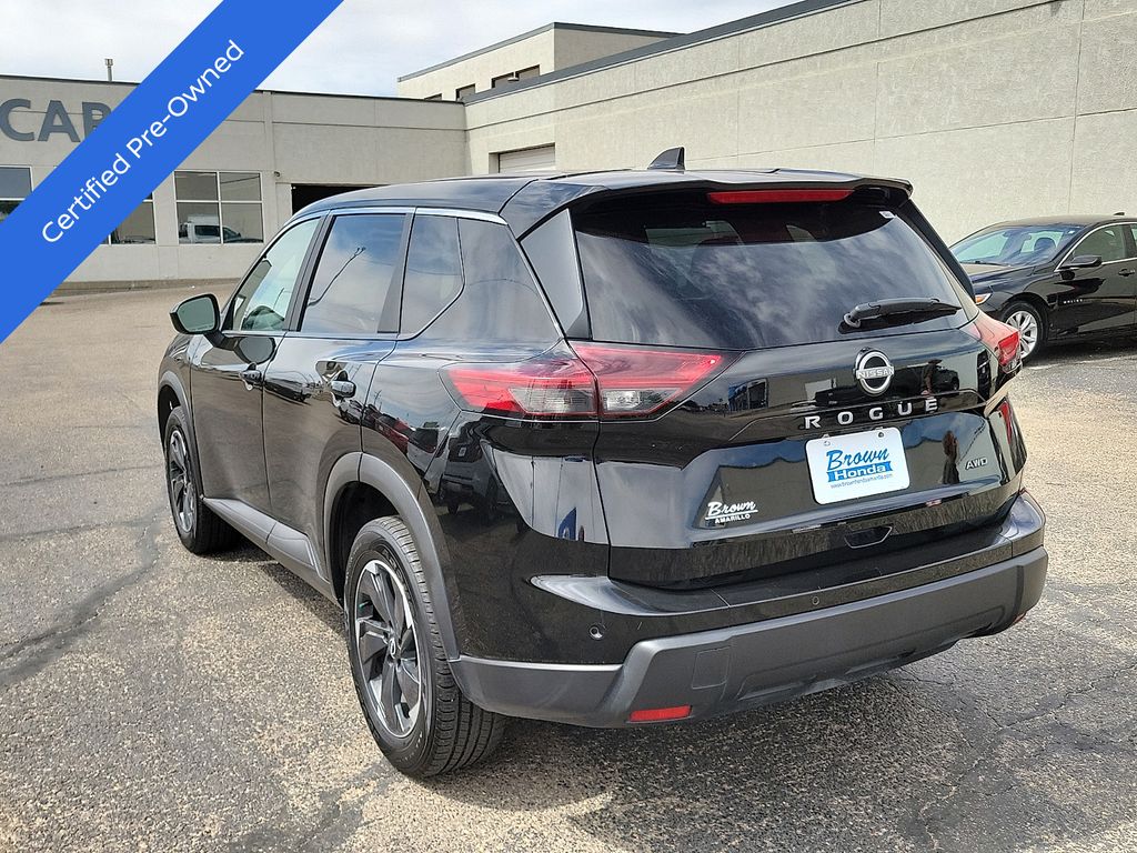 2025 Nissan Rogue SV - 6