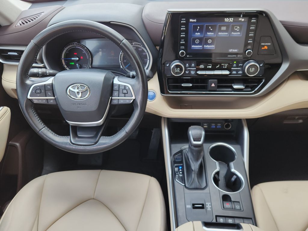 2022 Toyota Highlander Hybrid XLE Beige at Toyota of Victoria