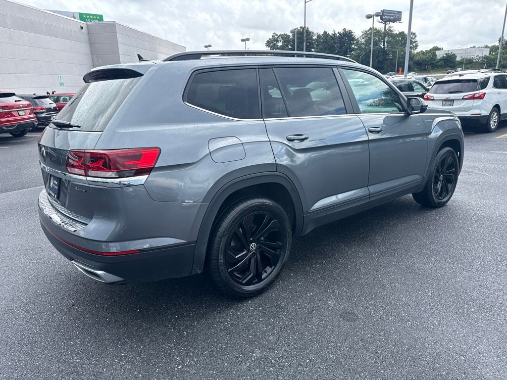 2023 Volkswagen Atlas 2.0T SE w/Technology Gray at Subaru and VW of Moon Township
