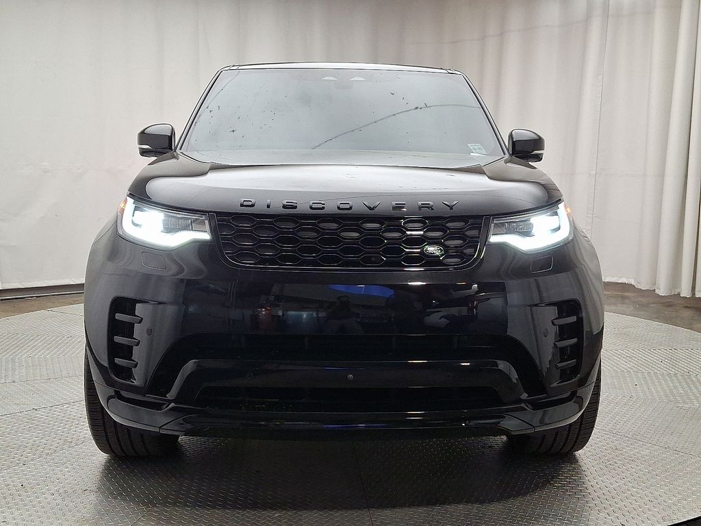 2024 Land Rover Discovery Dynamic SE 2
