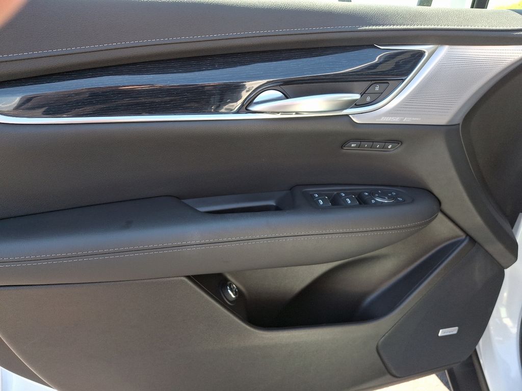 2024 Cadillac XT5 Premium Luxury 13