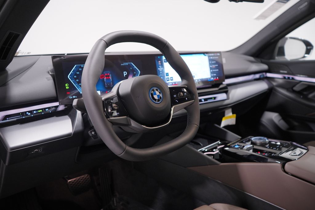 2024 BMW i5 eDrive40 6