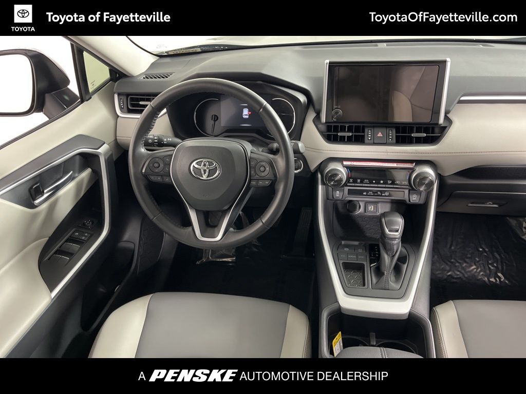 Thumbnail: 2025 Toyota RAV4 - 5