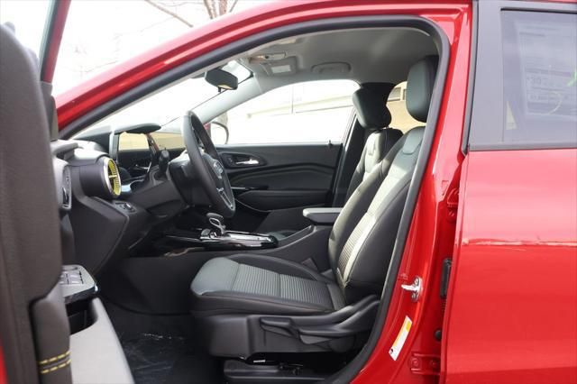 Thumbnail: 2026 Chevrolet Trax - 14