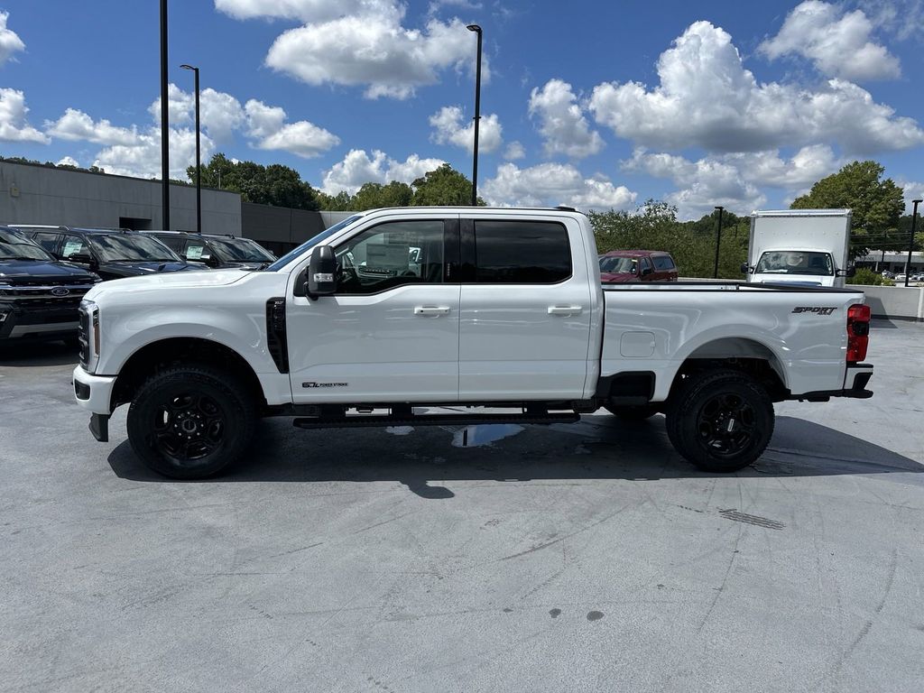 2024 Ford F-350SD XLT 4