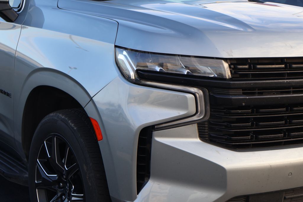 Thumbnail: 2023 Chevrolet Tahoe - 4