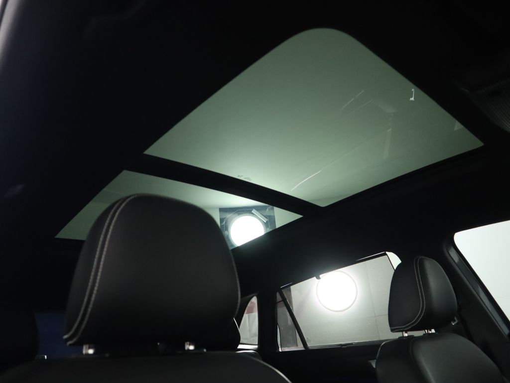 Thumbnail: 2024 Volkswagen Atlas - 18