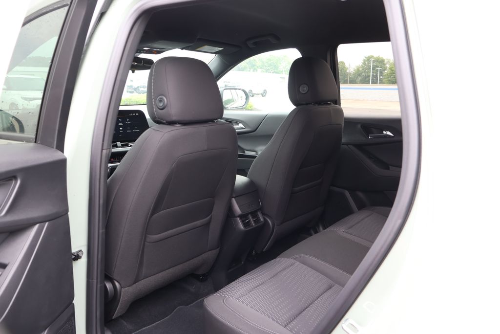 2025 Chevrolet Equinox LT 31