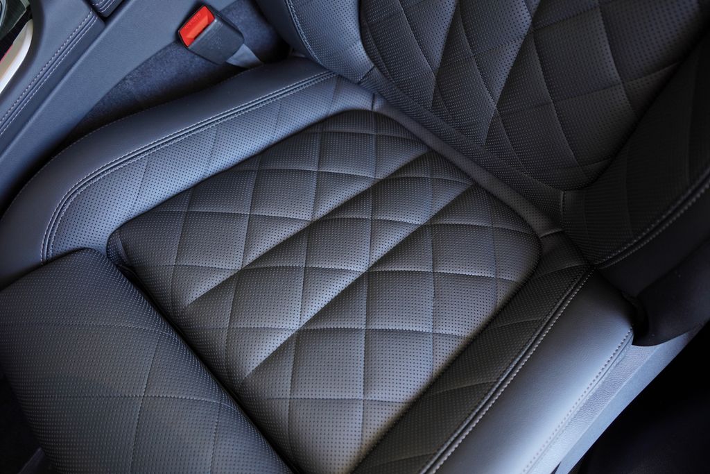 Thumbnail: 2026 BMW X5 - 13