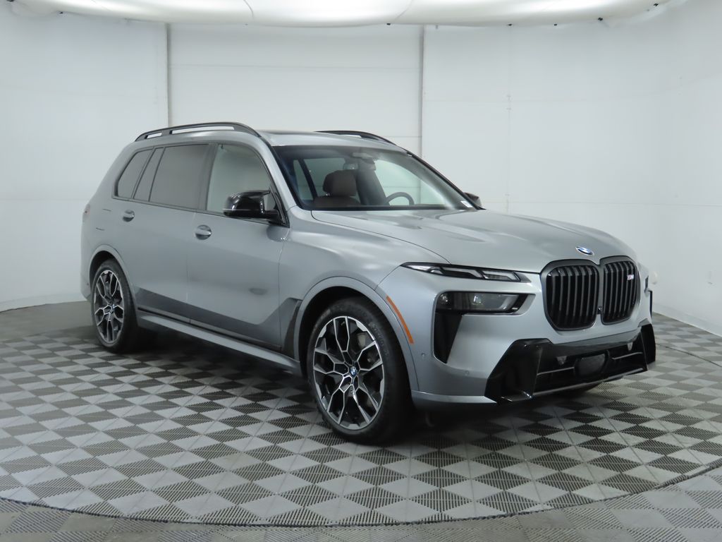 2026 BMW X7 M60i 3