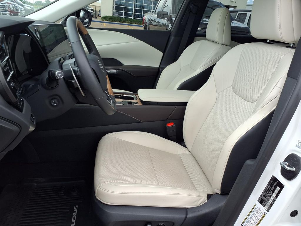 2025 Lexus RX 350 Premium Plus White at Westside Lexus