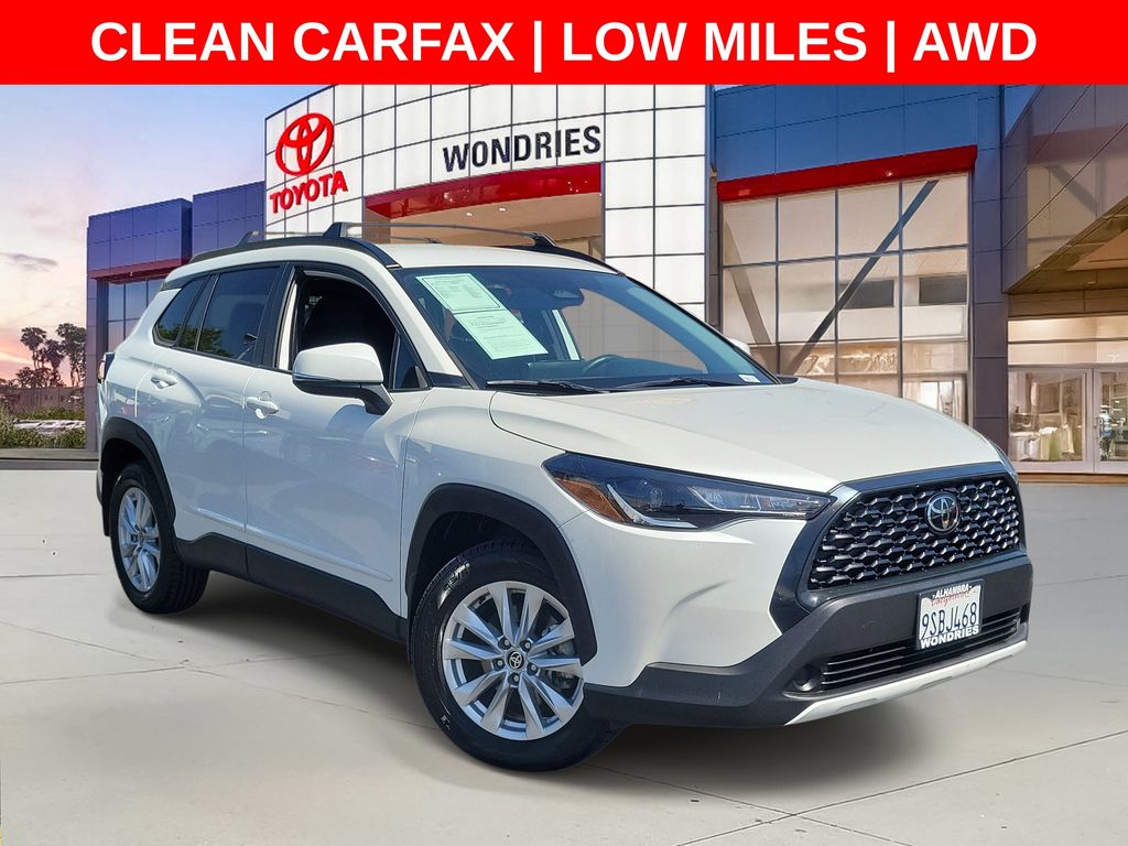 2023 Toyota Corolla Cross LE AWD