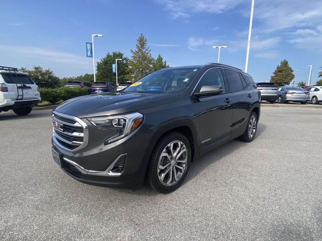 Used 2020 Gray GMC SLT image 3