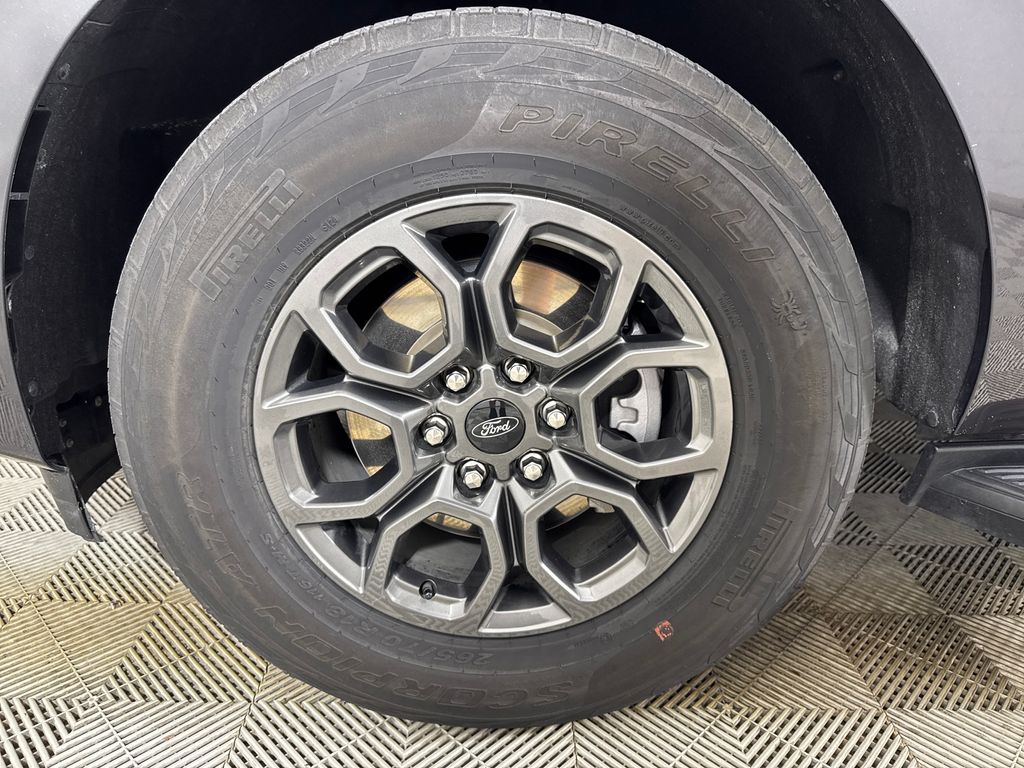 Certified Used 2025 Gray Ford Active image 14