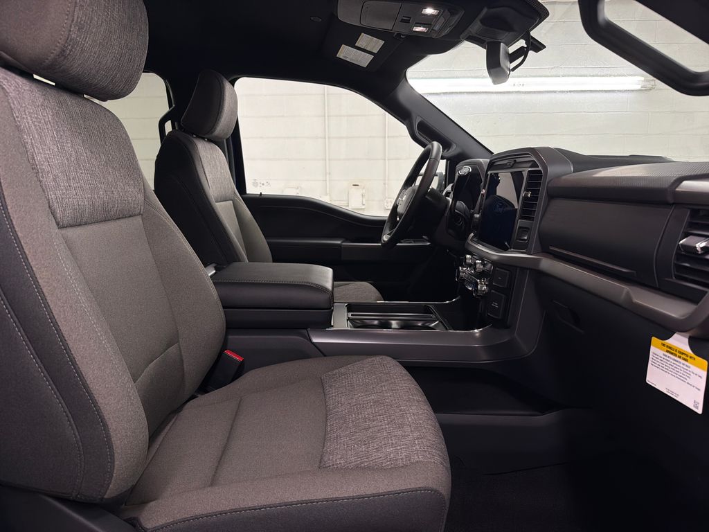 New 2026 Blue Ford XLT image 27