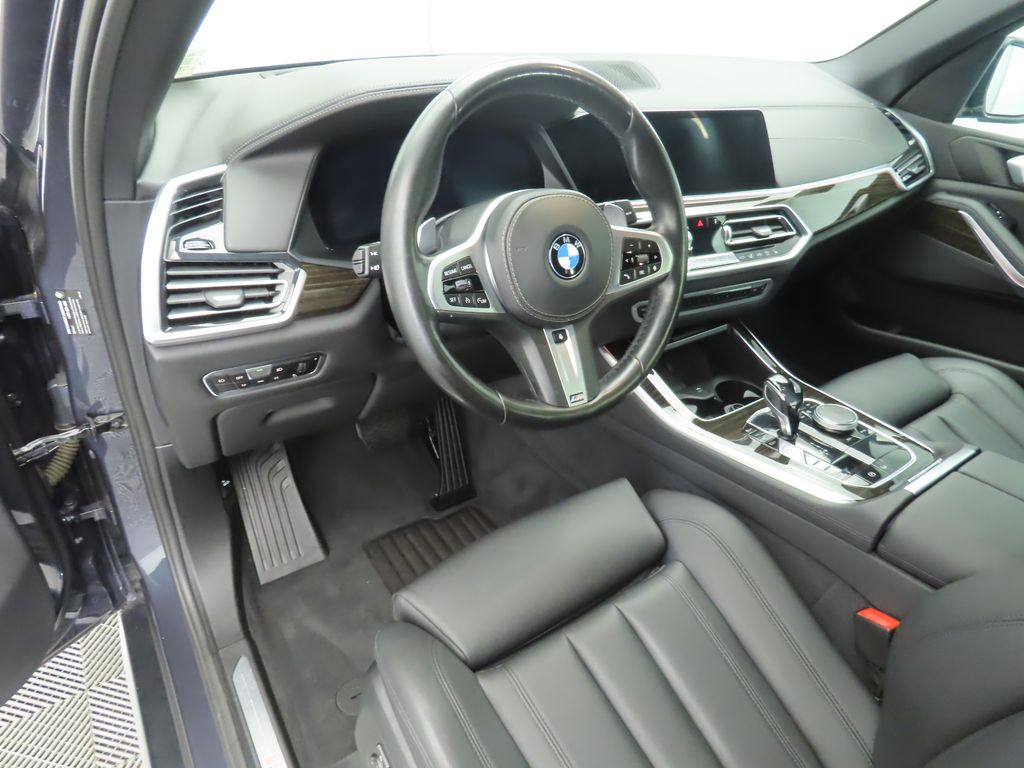 Thumbnail: 2019 BMW X5 - 9