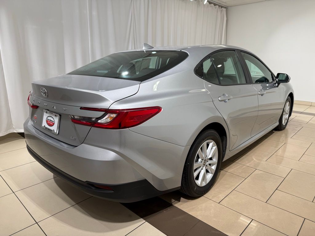 Thumbnail: 2025 Toyota Camry - 5