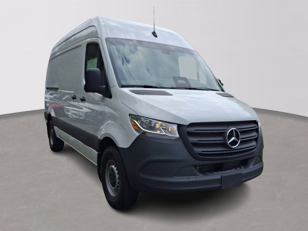 Thumbnail: 2025 Mercedes-Benz Sprinter - 2