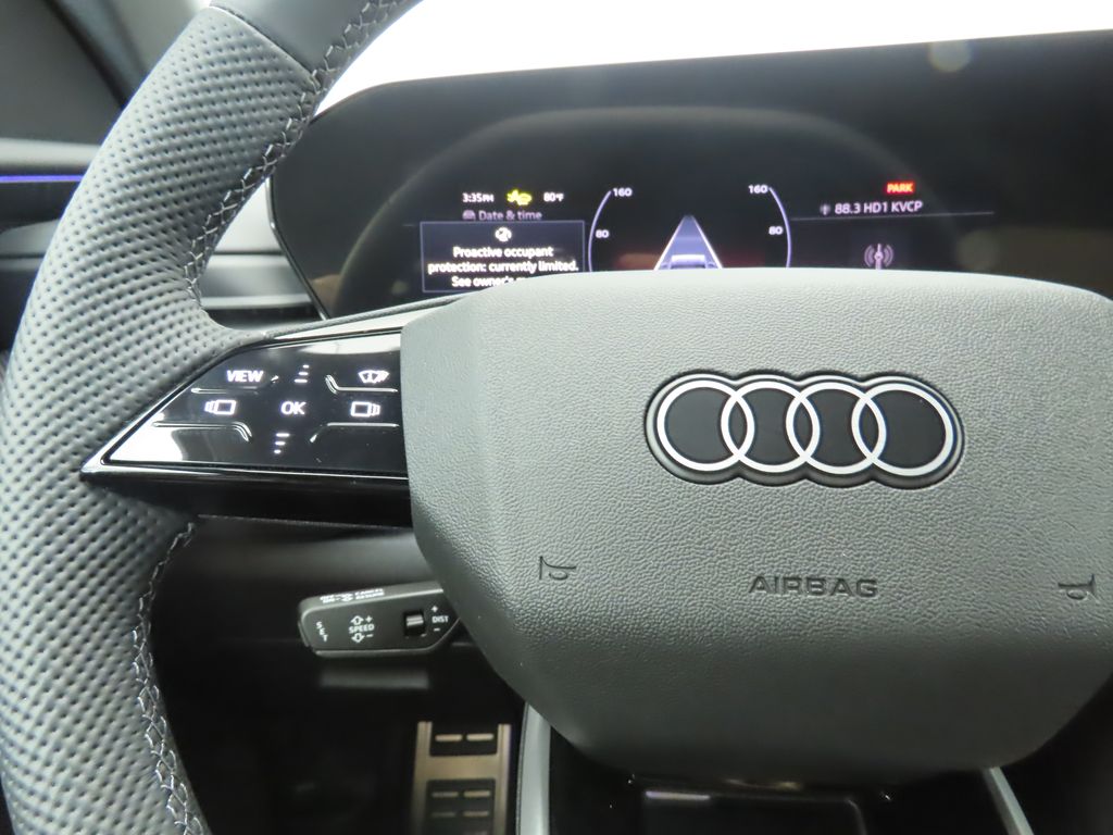 Thumbnail: 2025 Audi SQ5 - 12