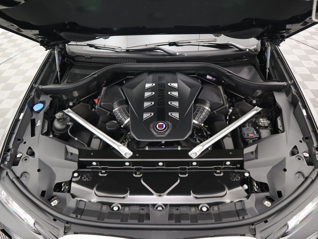 Thumbnail: 2026 BMW X7 - 31
