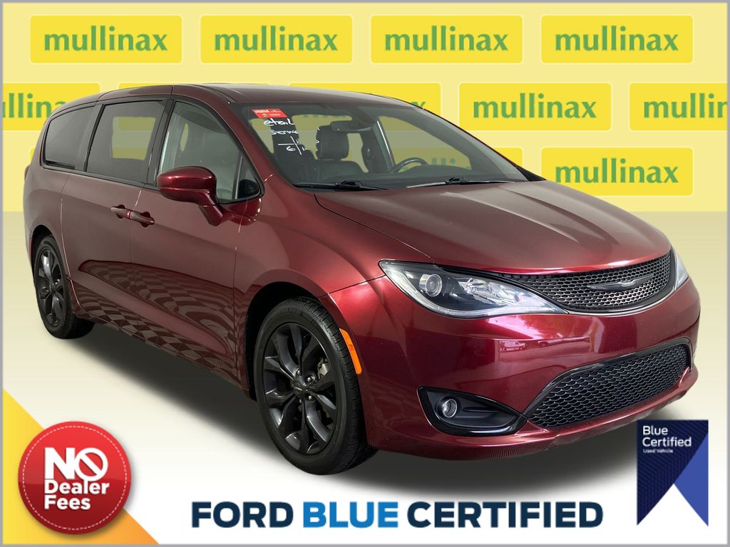 2020 Chrysler Pacifica Touring