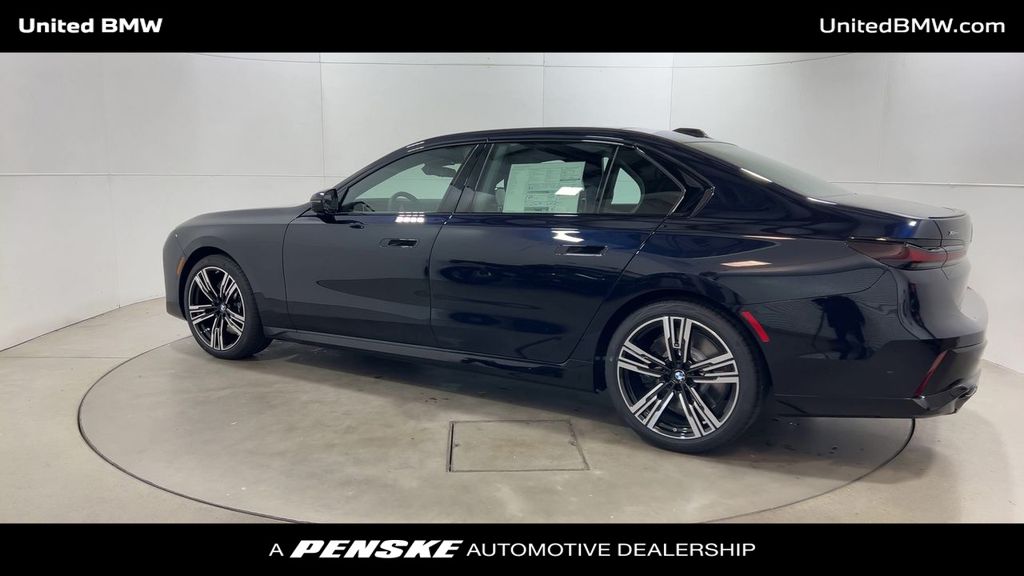 Thumbnail: 2025 BMW 7 Series - 6