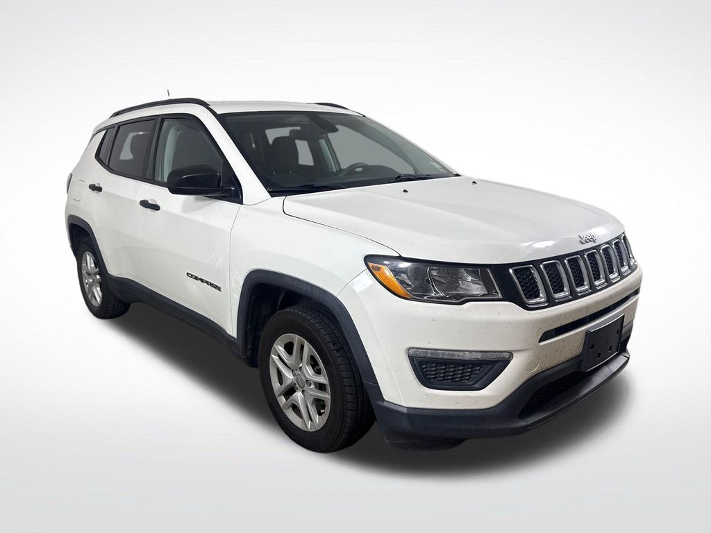White Clearcoat 2018 Jeep Compass SUV / Crossover Front-Wheel Drive 6-Speed Automatic