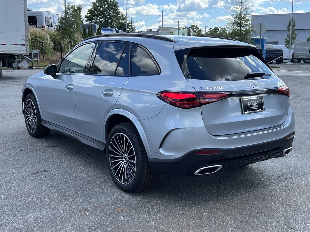 2024 Mercedes-Benz GLC GLC 300 6