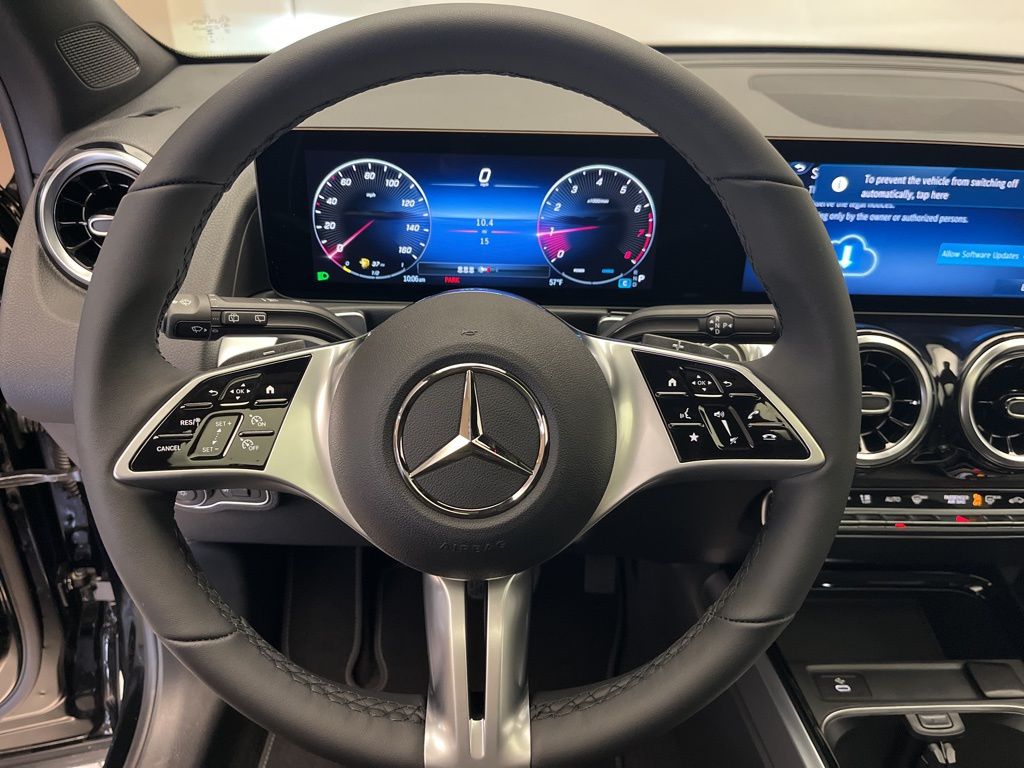 Thumbnail: 2026 Mercedes-Benz GLB - 14