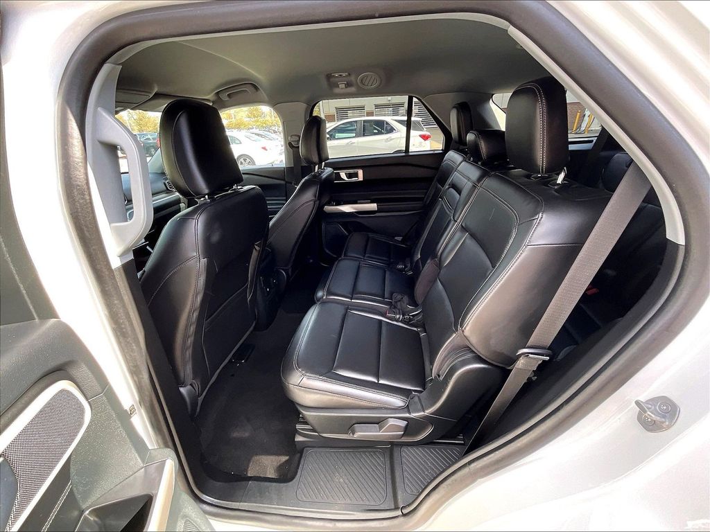 2023 Ford Explorer — photo 15