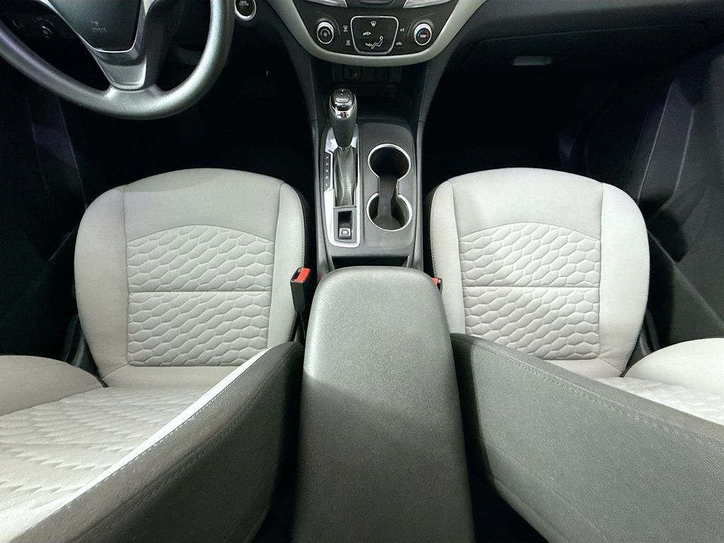 Thumbnail: 2018 Chevrolet Equinox - 16