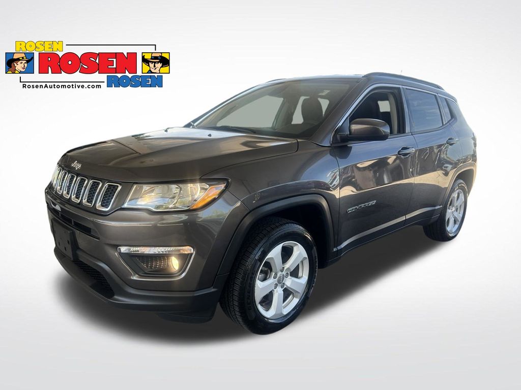 Gray (Granite Crystal Metallic Clearcoat) 2018 Jeep Compass SUV / Crossover Four-Wheel Drive 9-Speed Automatic