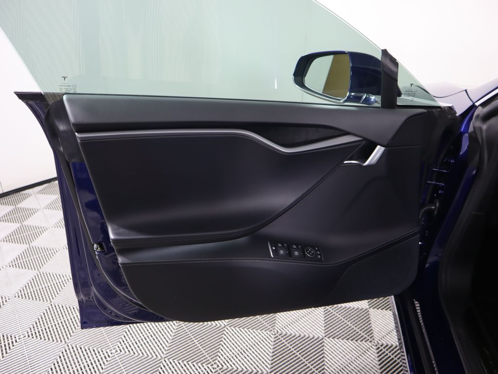 Thumbnail: 2018 Tesla Model S - 25