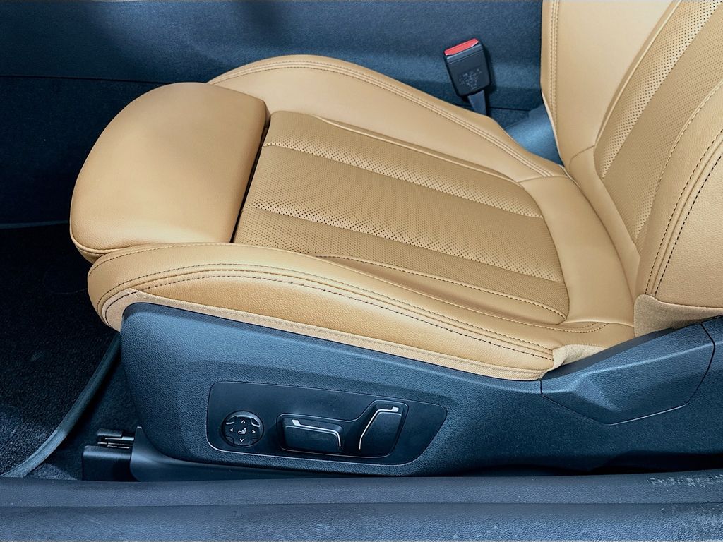 Thumbnail: 2026 BMW 4 Series - 21