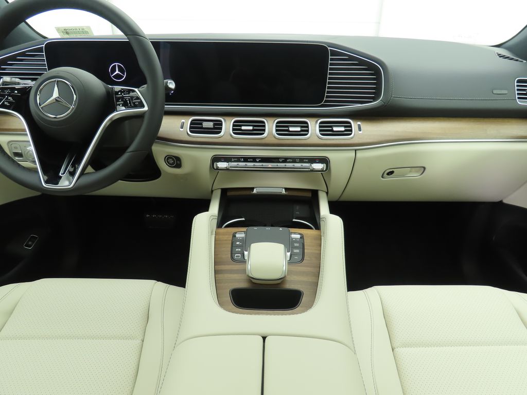 Thumbnail: 2026 Mercedes-Benz GLE - 14