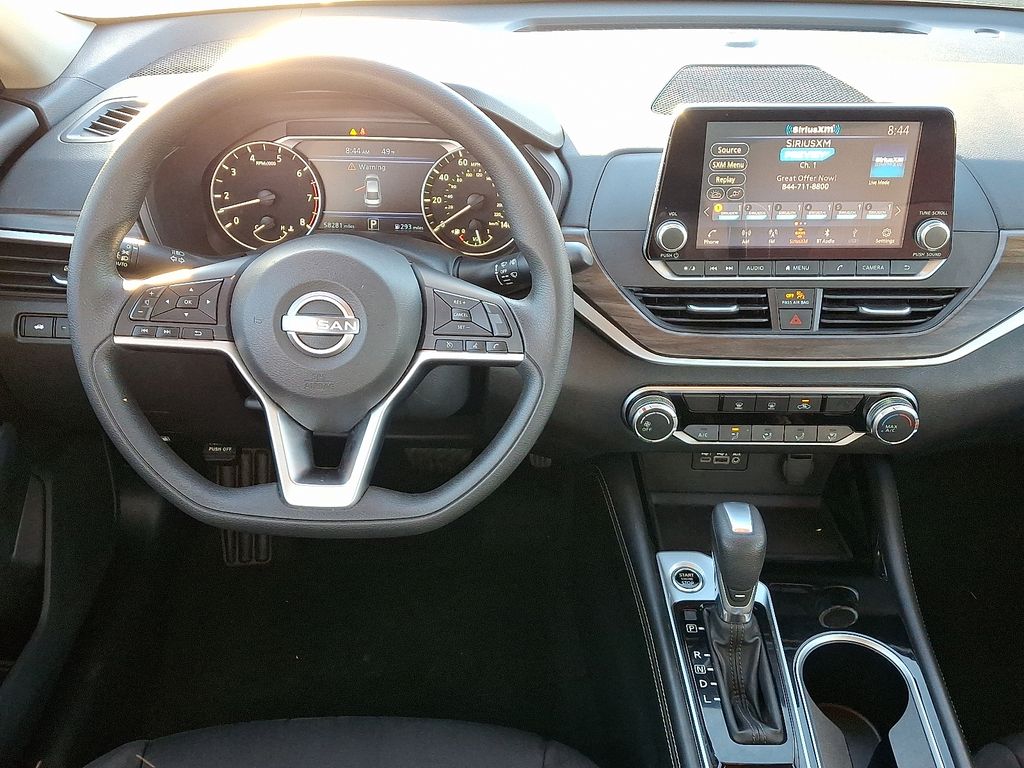 Thumbnail: 2023 Nissan Altima - 12