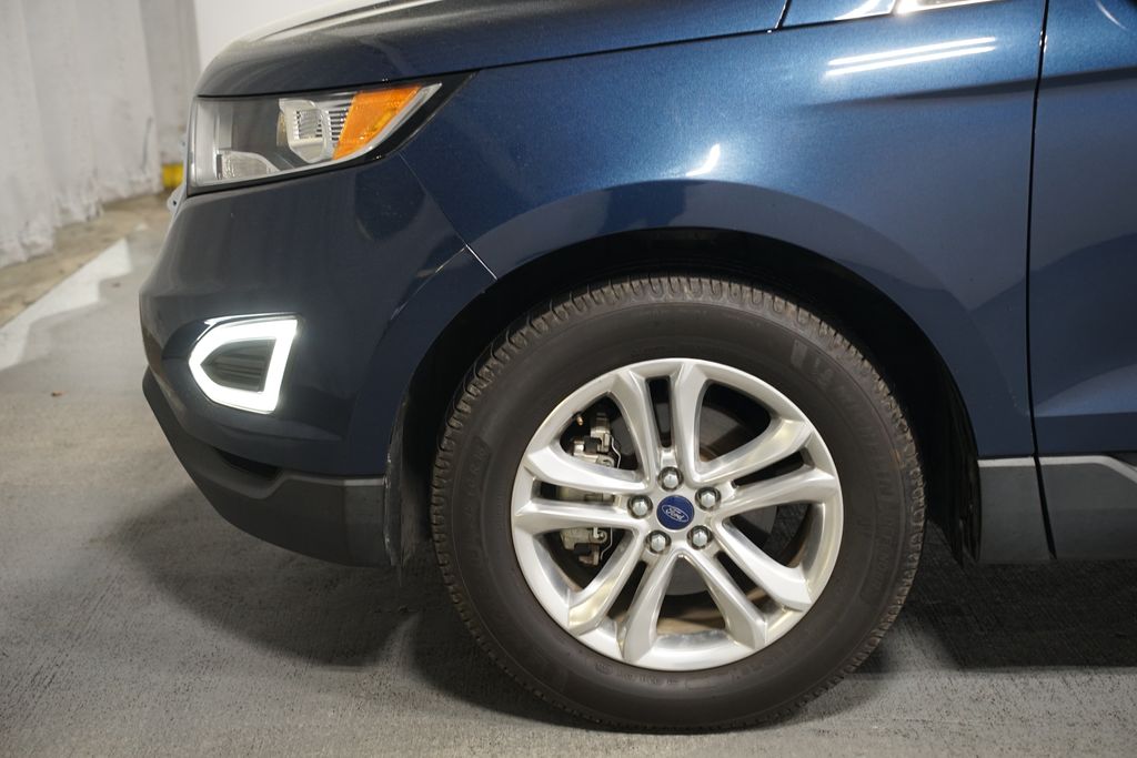 Thumbnail: 2017 Ford Edge - 5
