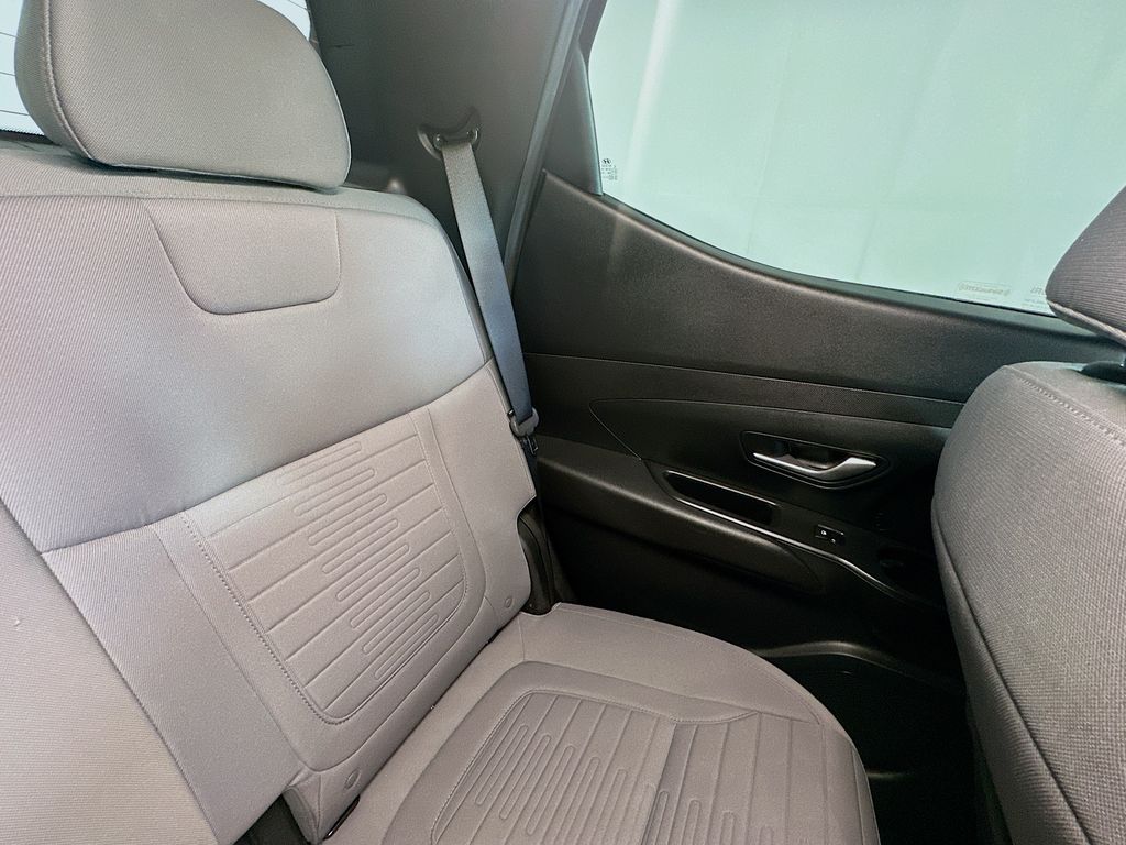 Used 2022 Black Hyundai SEL image 14