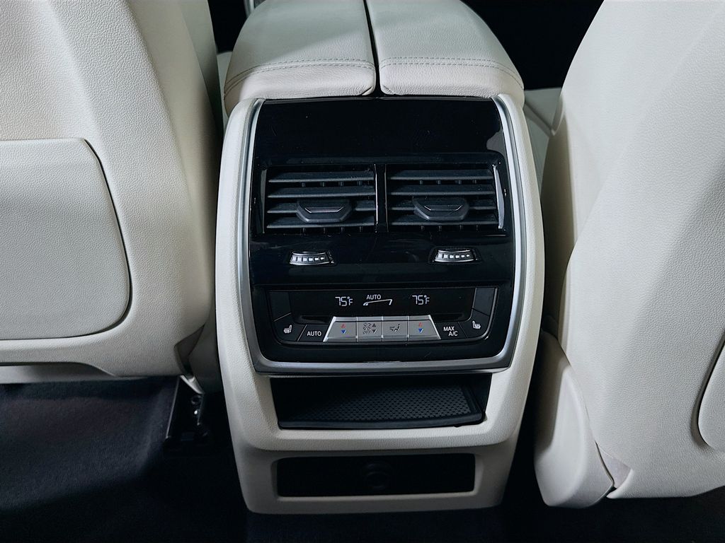 Thumbnail: 2020 BMW X5 - 27