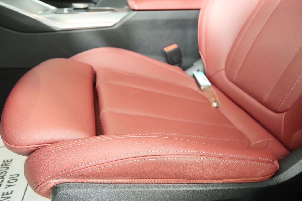 Thumbnail: 2024 BMW i4 - 9