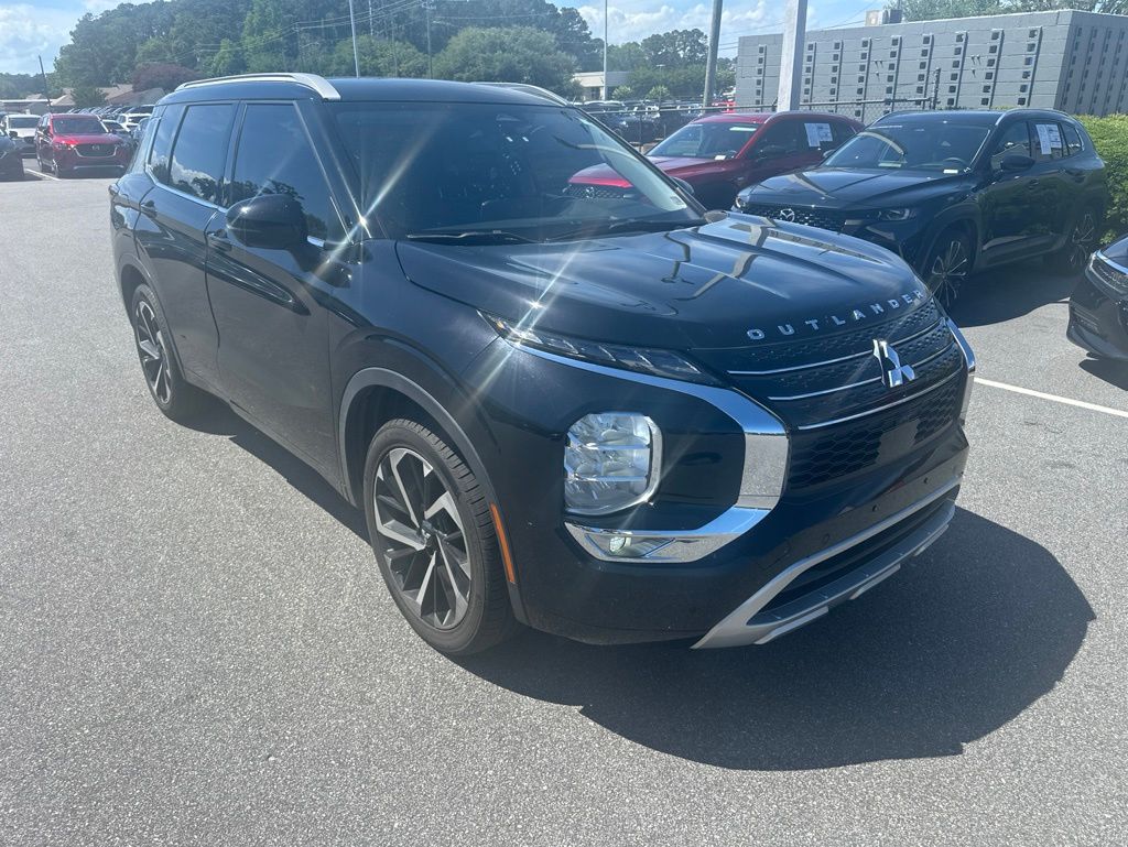 2022 Mitsubishi Outlander SEL Special Edition 2WD