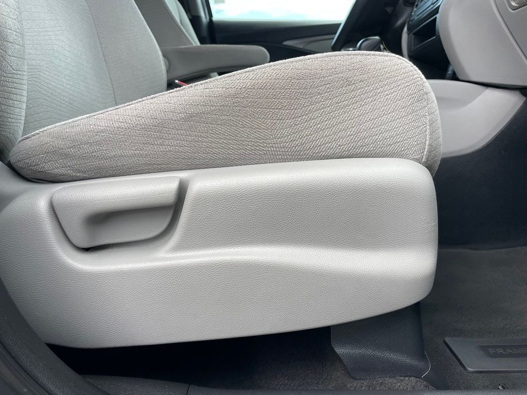 Thumbnail: 2018 Honda Pilot - 31