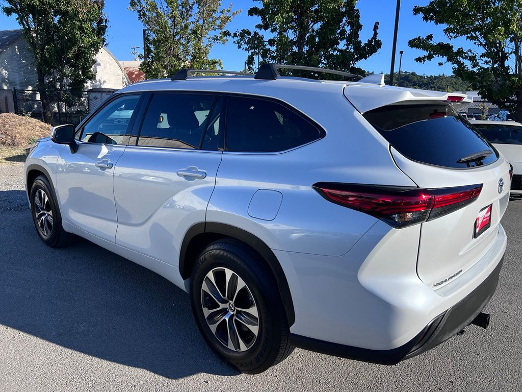 Used 2022 Toyota Highlander SUV