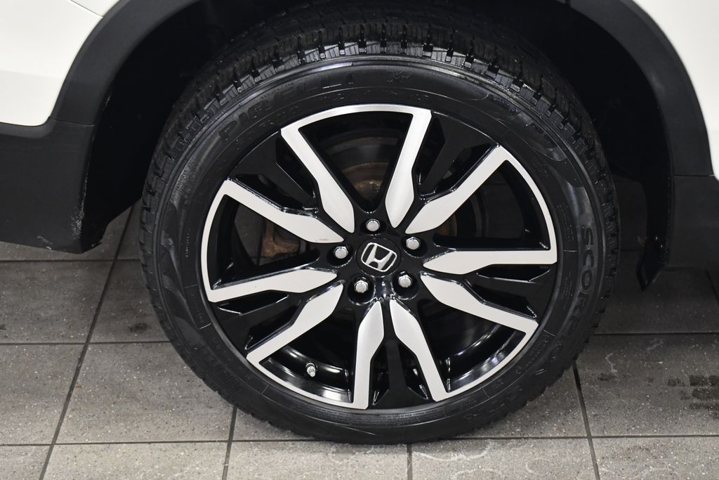 Thumbnail: 2019 Honda Pilot - 13