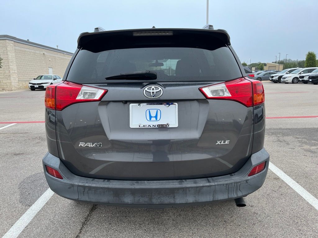 Thumbnail: 2015 Toyota RAV4 - 5