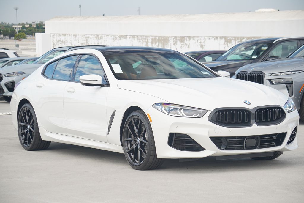 Thumbnail: 2026 BMW 8 Series - 3