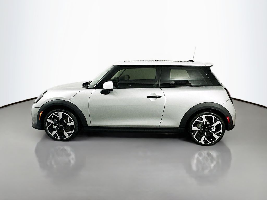 2025 MINI Cooper S 8